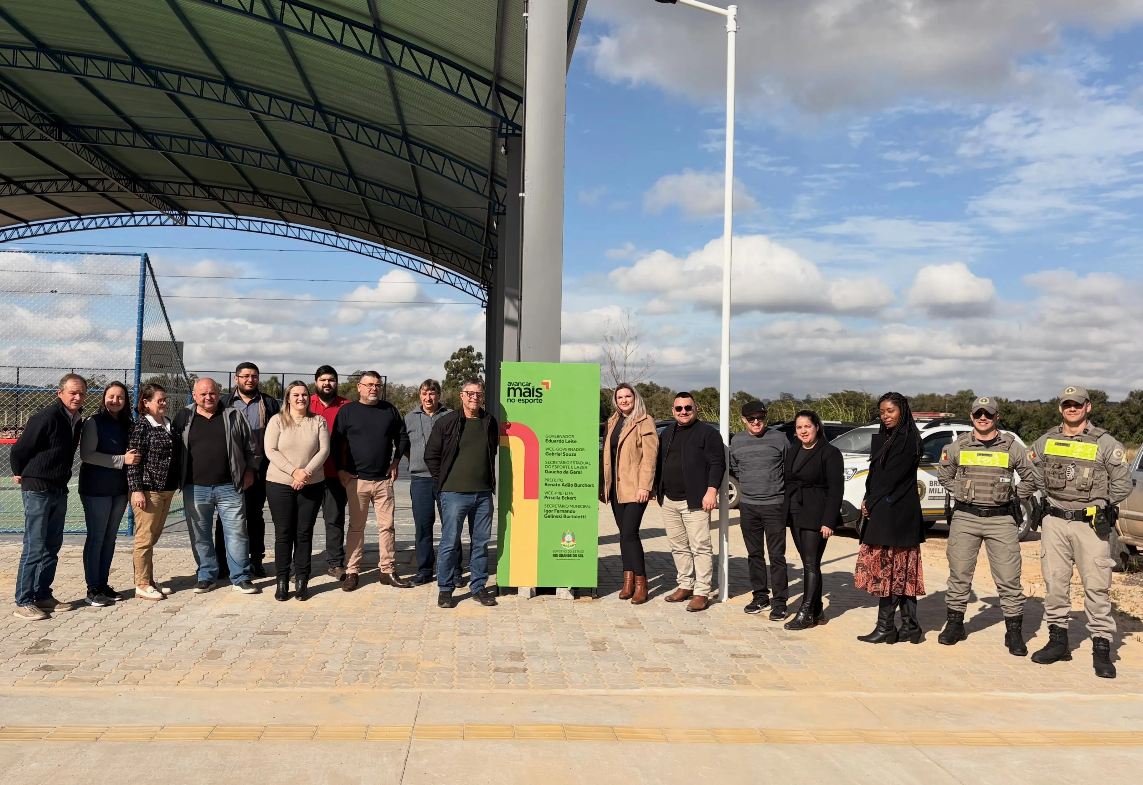 Prefeitura inaugura nova Quadra Esportiva ao lado da EMEF Horizontes do Saber