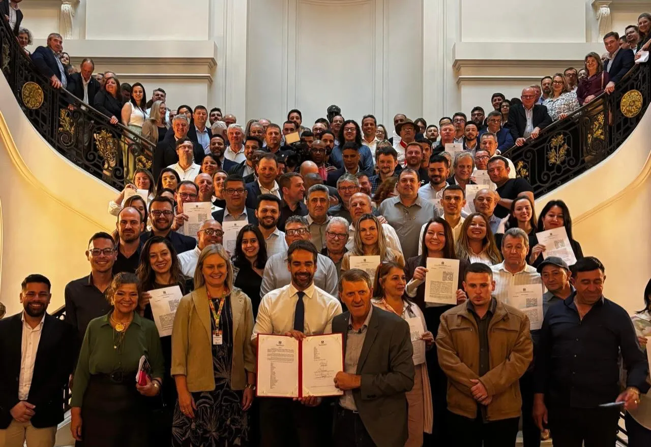 Sertão Santana Firma Convênio do RS Qualificação Recomeçar