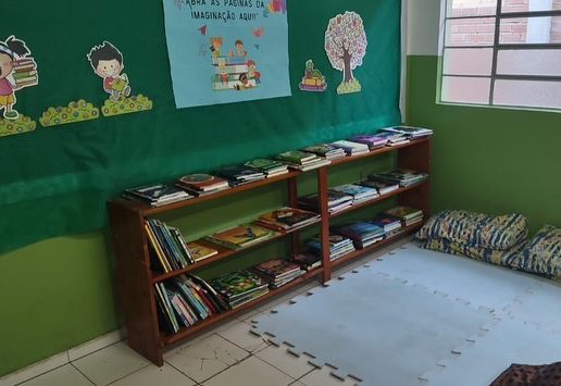 SMEDC adquire mais de 600 livros literários para alunos dos Anos Iniciais